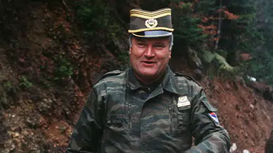 ‘Bosna Kasabı’ Ratko Mladiç öldü: 15 yıl kaçak yaşadı, müebbet hapse çarptırılmıştı