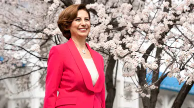 Eskişehir Büyükşehir Belediye Başkanı Ayşe Ünlüce CHP'den istifa etti