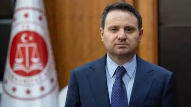 Bakan Gürlek'ten yeni nesil suç örgütlerine darbe: 818 şüphelinin tüm hesap ve kripto varlıklarına el konuldu