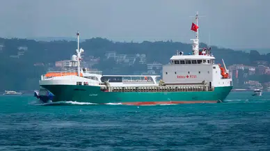 Türk Deniz Kuvvetleri ve Somali ordusundan ortak operasyon: Korsanların kaçırdığı yük gemisi kurtarıldı