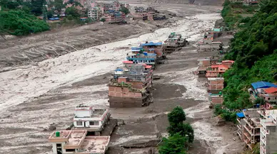 Nepal'de sel felaketi: Can kaybı 691'e çıktı, 3 binden fazla kişi kayıp
