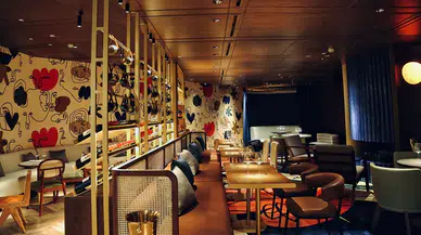 Et restoranından sıra dışı kampanya: Müşteriler çıplak yemek yiyebiliyor
