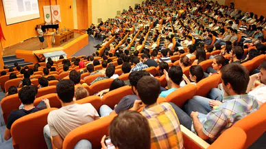 Öğrenci affında başvuru süreci netleşti: Üniversiteye dönüş için son tarih 9 Aralık