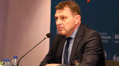 Emekli amiral Türker Ertürk sosyal medya paylaşımları gerekçe gösterilerek tutuklandı