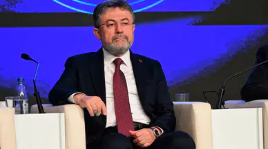 Tarım Bakanı Yumaklı'dan 140 milyon tonluk hasat rekoru açıklaması: Üreticiye hakareti kabul etmiyoruz