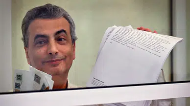 Rusya'da savaş karşıtı muhalif siyasetçi Lev Şlosberg'e 11 yıl hapis cezası