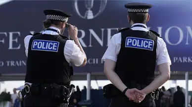 İngiltere'de büyük siber saldırı: 100 binden fazla polisin bilgileri dark web'e sızdırıldı