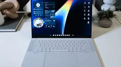 Google’ın yapay zekâlı dizüstü bilgisayarı Googlebook ön satışa çıktı: Fiyatı belli oldu