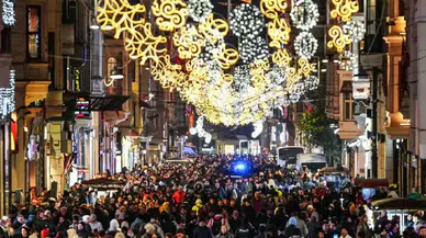 2026 coşkusu meydanlara taştı: İstanbul’dan New York’a yeni yıl kutlamaları