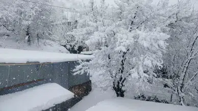 13 Ocak Salı günü Türkiye'de birçok il ve ilçede okullar tatil