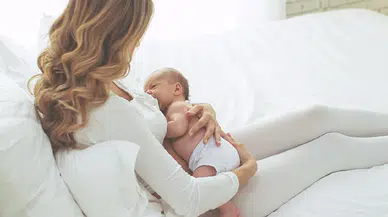 Bilim ortaya çıkardı: Anne sütü, bebeğin geleceğini belirliyor