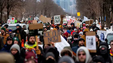 ABD'de ICE protestoları devam ediyor: Okullarda boykot, işletmeler kapalı