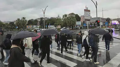 Meteoroloji, İstanbul dahil 63 il için sarı kodlu uyarı yaptı: Kuvvetli sağanak ve fırtına geliyor