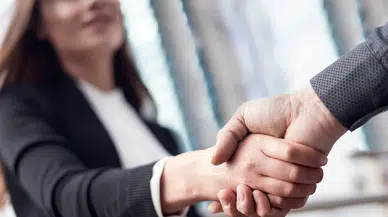 El sıkışma biçimi karakterinizi ele veriyor olabilir