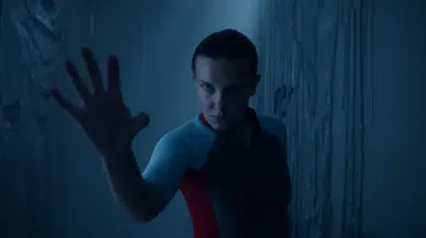 Stranger Things finali Netflix’i kilitledi: 10 yıllık efsane duygusal bir veda ile sona erdi