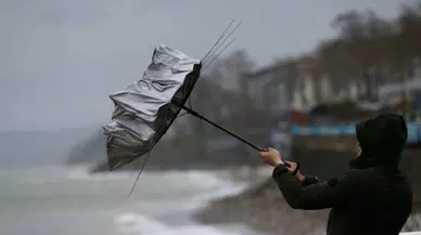 Türkiye’de kar ve fırtına alarmı: Meteoroloji'den 48 il için sarı kod uyarısı