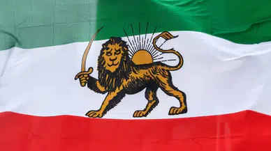 X, web sürümünde İran bayrağını 1979 öncesi sembolle değiştirdi