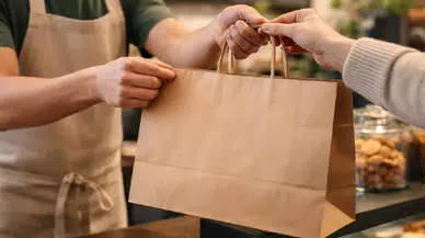 Çöpe gitmek için fazla iyi: Gıda israfını önleyen uygulama ile artan yemekler müşteriye ulaşıyor