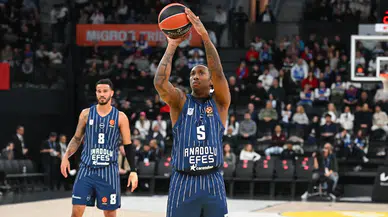 Anadolu Efes 8'de 0 çekti: Olympiakos'a da yenildi