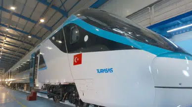 Uraloğlu: Milli elektrikli hızlı tren 2026’da raylara iniyor