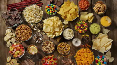 İngiltere, sağlıksız yiyecek reklamları yasaklandı!