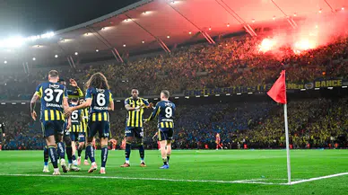 Fenerbahçe, Galatasaray'ı 2-0 yenerek Süper Kupa'yı kazandı