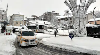 İstanbul’da kar alarmı: Sıcaklıklar 10 derece düşüyor, 36 il için sarı kod