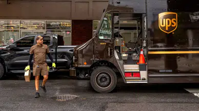 UPS, yıl içerisinde 30 bin çalışanı işten çıkaracak