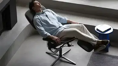 Yerçekimini unutturan koltuk: Oturmak değil, süzülmek gibi