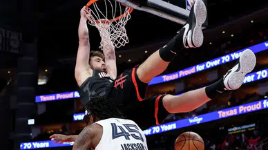 Milli yıldızımız Alperen Şengün'ün 33 sayı ile şov yaptığı maçta Houston Rockets galibiyete uzandı