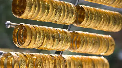 Altında yol ayrımı: İslam Memiş tarih vererek uyardı