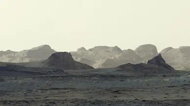 Mars'tan 3 milyar yıllık iz: Curiosity'nin şafak fotoğrafı geçmişe ışık tuttu