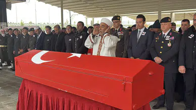 Sivas'ta hüzünlü veda: Kore gazisi Kahraman Ağa Aytekin son yolculuğuna uğurlandı