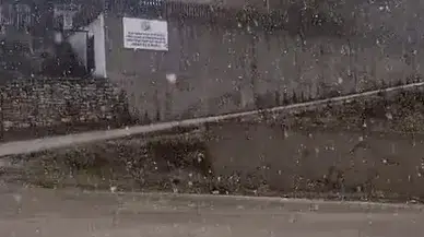 Bolu'nun doğa harikası Yedigöller'e sezonun ilk karı düştü