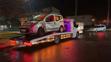 Niğde'de trafik faciası: İki genç hayatını kaybetti