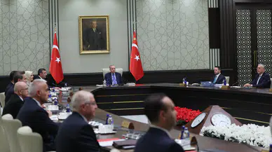 Beştepe'de kritik zirve: Terörsüz Türkiye hedefi ve fon mağdurları masada