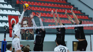 Alanya Belediyespor evinde hata yapmadı: İstanbul ekibine set vermedi