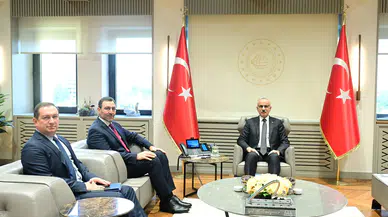 Bakan Uraloğlu'ndan savunma sanayii zirvesi: ROKETSAN ile stratejik iş birliği mesajı