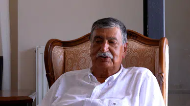 Hatay'da yaralar sarılıyor: Depremzede Bülent Artun yeni yuvasına kavuştu