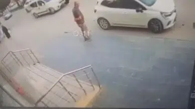 Samsun'da dehşet anları: Yaya geçidinde araba çarpan kadın ağır yaralandı