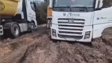 Çatalca'da çözüm için açılan yol kabusa dönüştü: Kamyonlar çamura saplandı