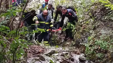 Artvin'de feci kaza: Direksiyon hakimiyetini kaybeden sürücü uçuruma uçtu