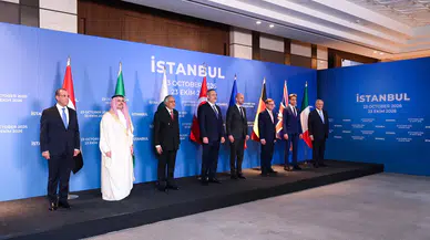 İstanbul'da kritik diplomasi trafiği: R4 ve E3 ülkeleri bir araya geldi