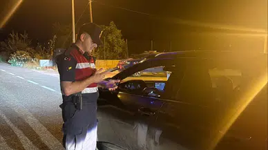 Muğla'da jandarma operasyonları: 100 aranan şahıs yakalandı