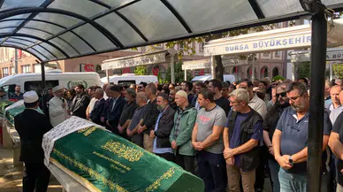 Manisa'daki acı kazada hayatını kaybeden 10 kişi Bursa'da son yolculuğuna uğurlandı