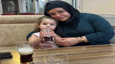Reyhanlı'da yürek yakan kaza: Anne ve kızı son yolculuklarına uğurlandı