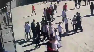Okul bahçesinde korku dolu anlar: Öğretmenin soğukkanlı müdahalesi hayat kurtardı