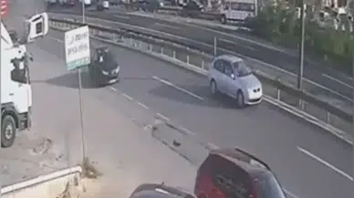 Silivri'de dehşet anları: Zincirleme kazada araçlar hurdaya döndü