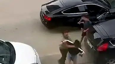 Adana'da dehşet anları: Çocuklar annelerini korumak için babalarına karşı koydu