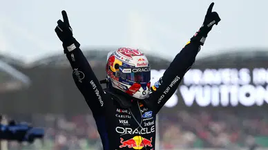 Formula 1 Bahreyn Grand Prix'sinde zafer Max Verstappen'in